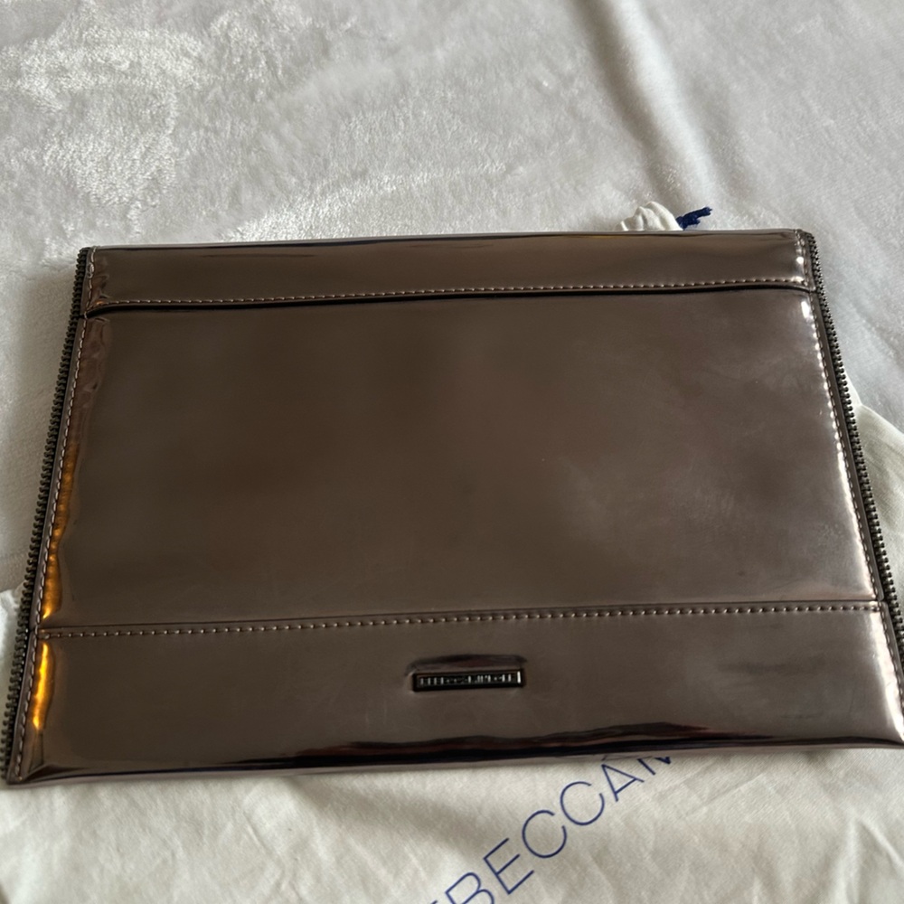 Rebecca Minkoff silver clutch with dust bag - Picture 5 of 7